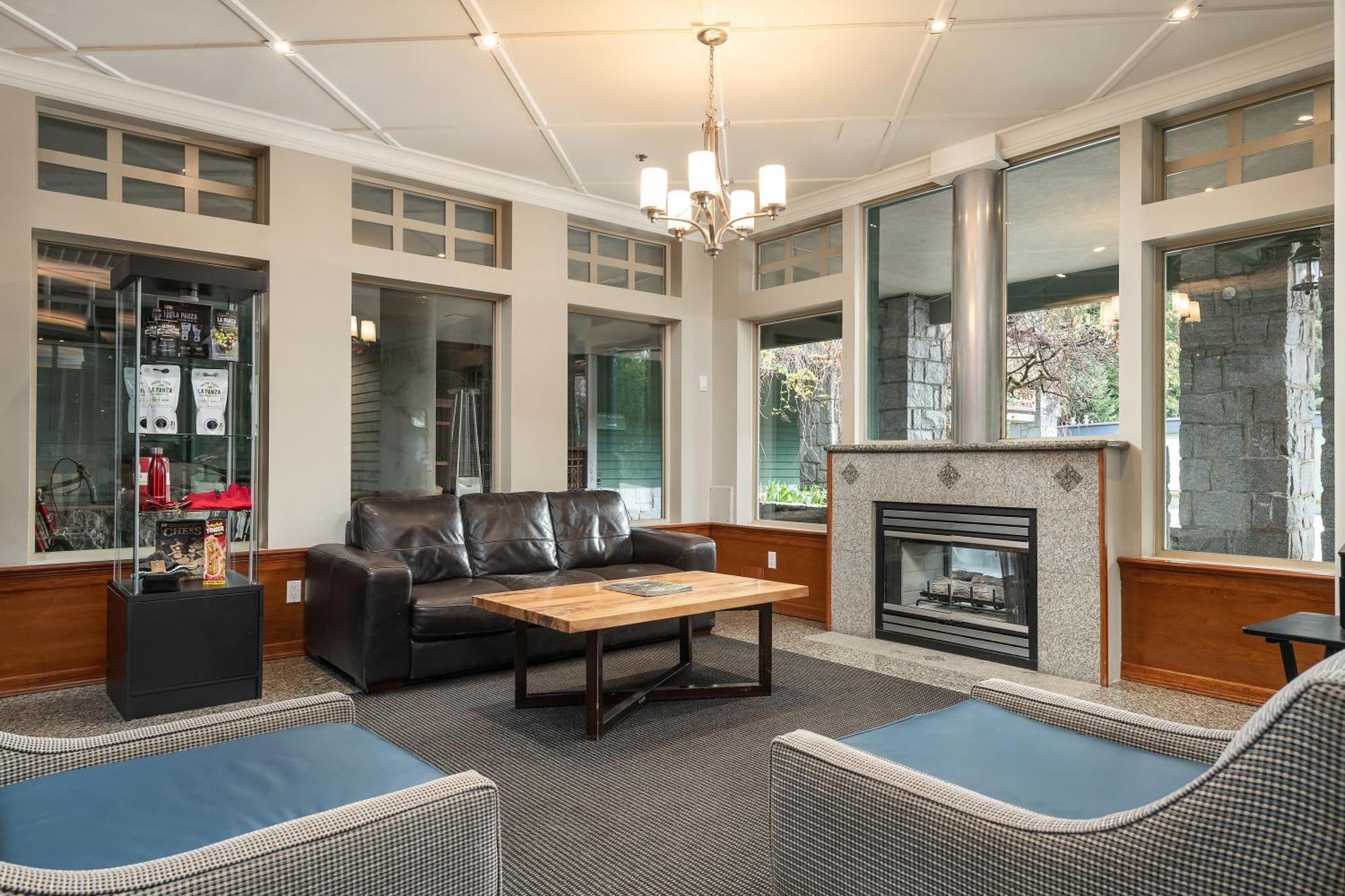Pinnacle 3* Whistler