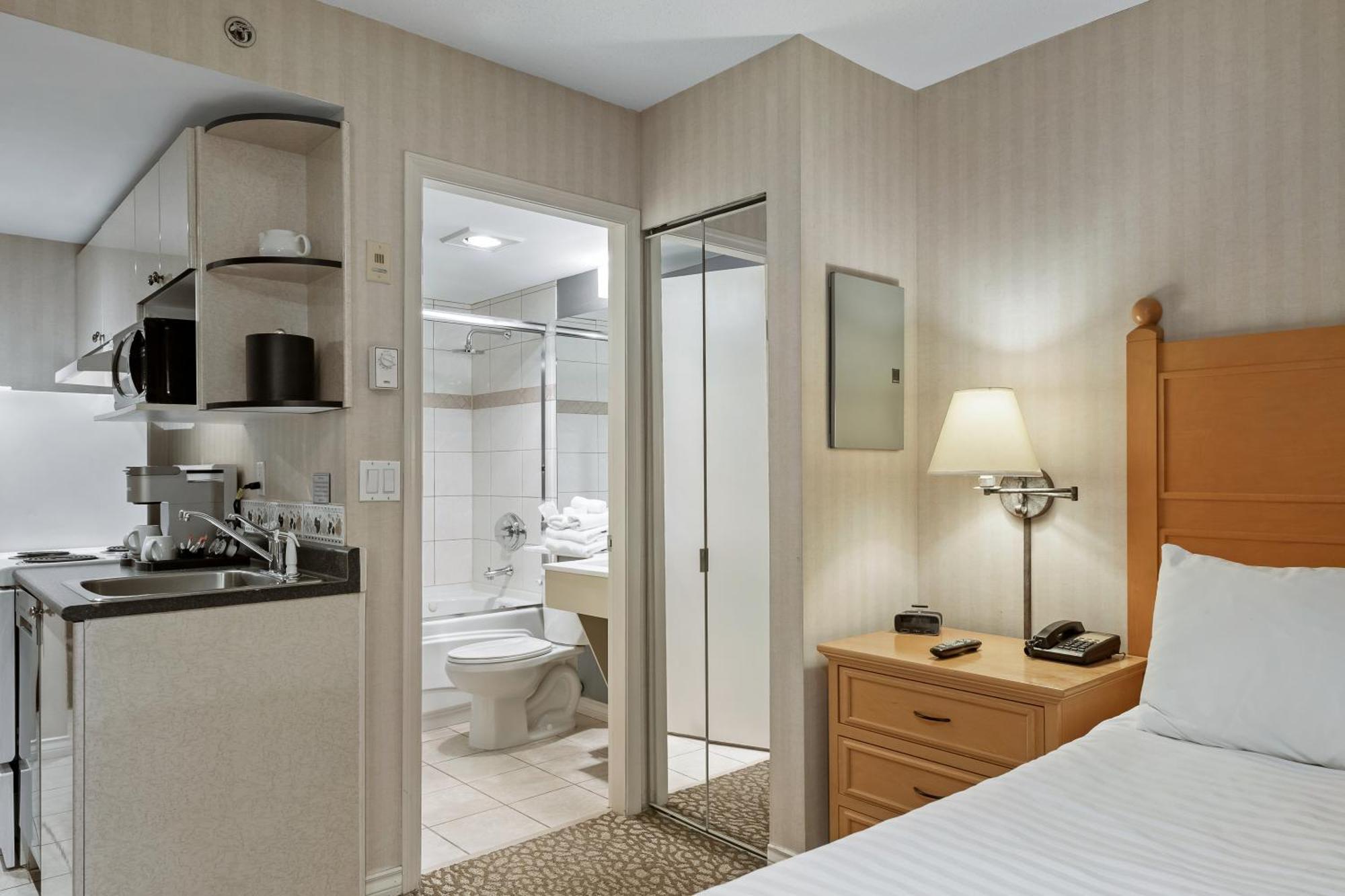 Hotel Pinnacle 3*