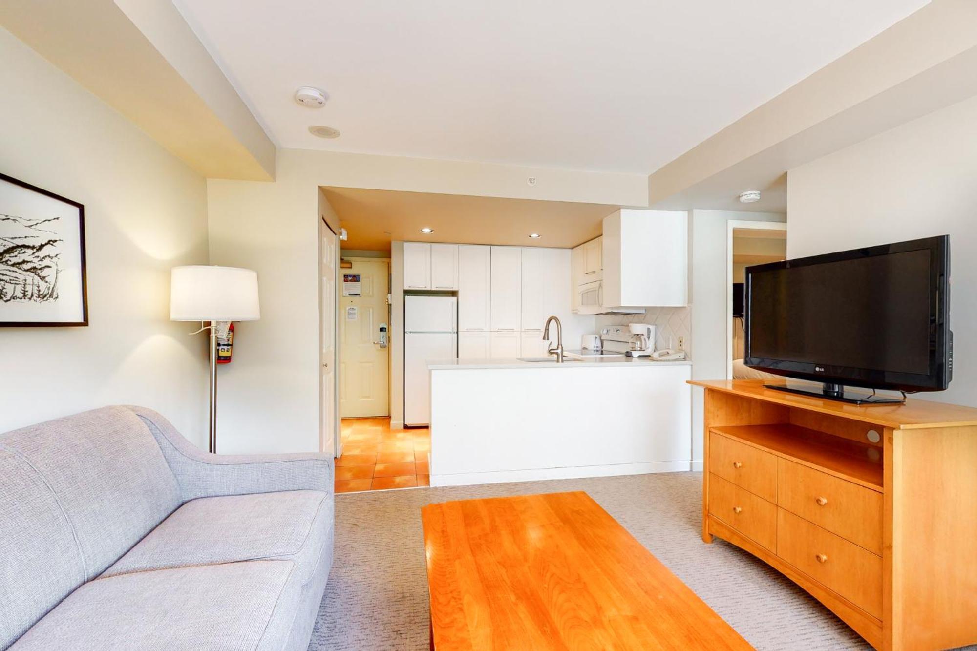 Hotel Peak Whistler