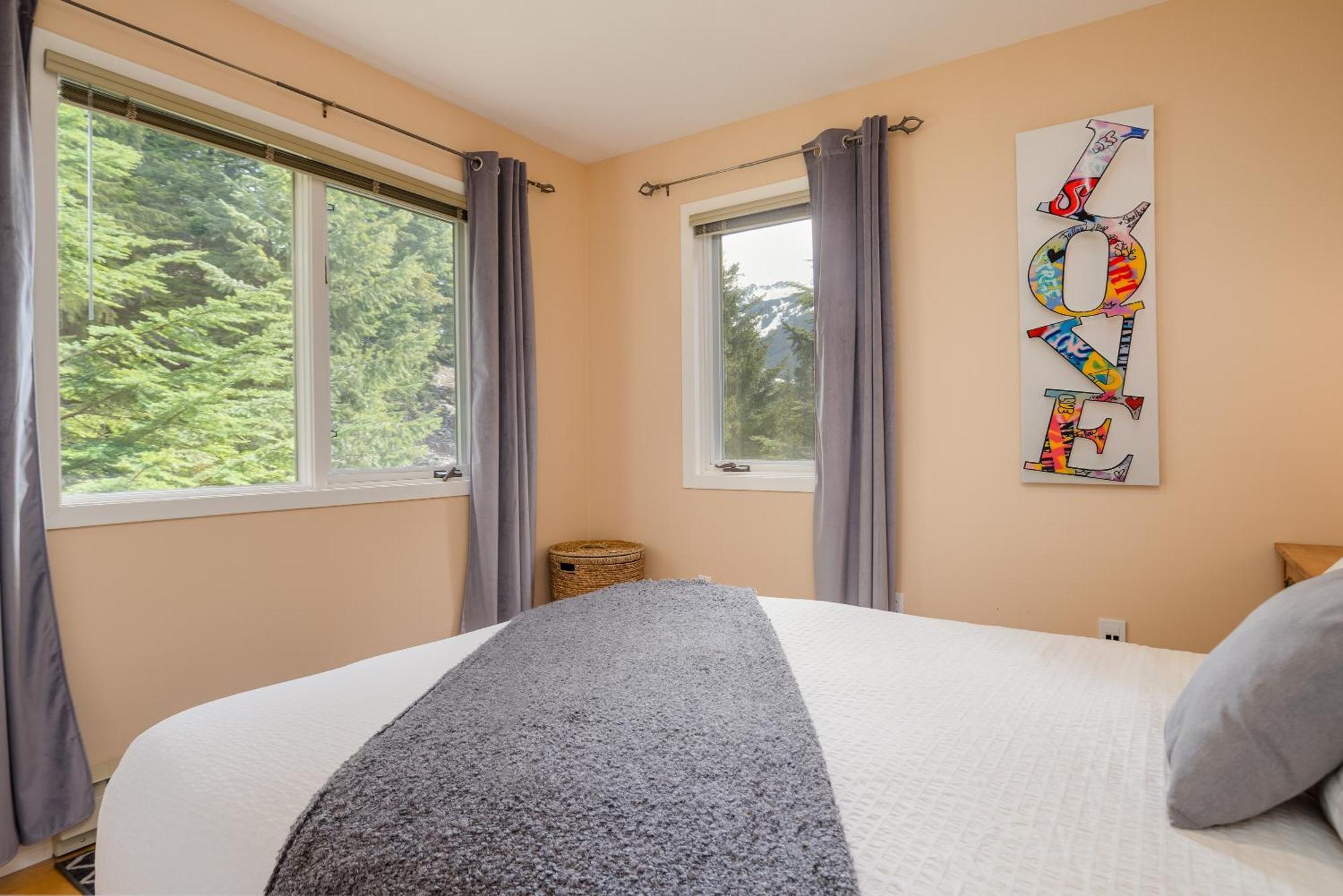 Holiday home 4br Townhome With Garage & Mountain Views By Harmony Whistler
