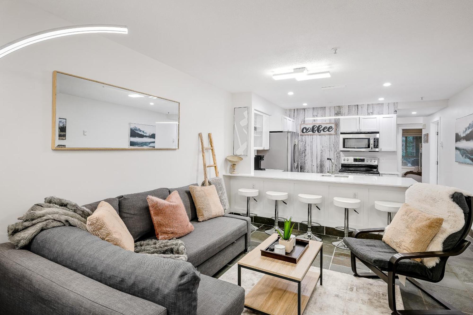 Village, Private Hot Tub, Free Parking