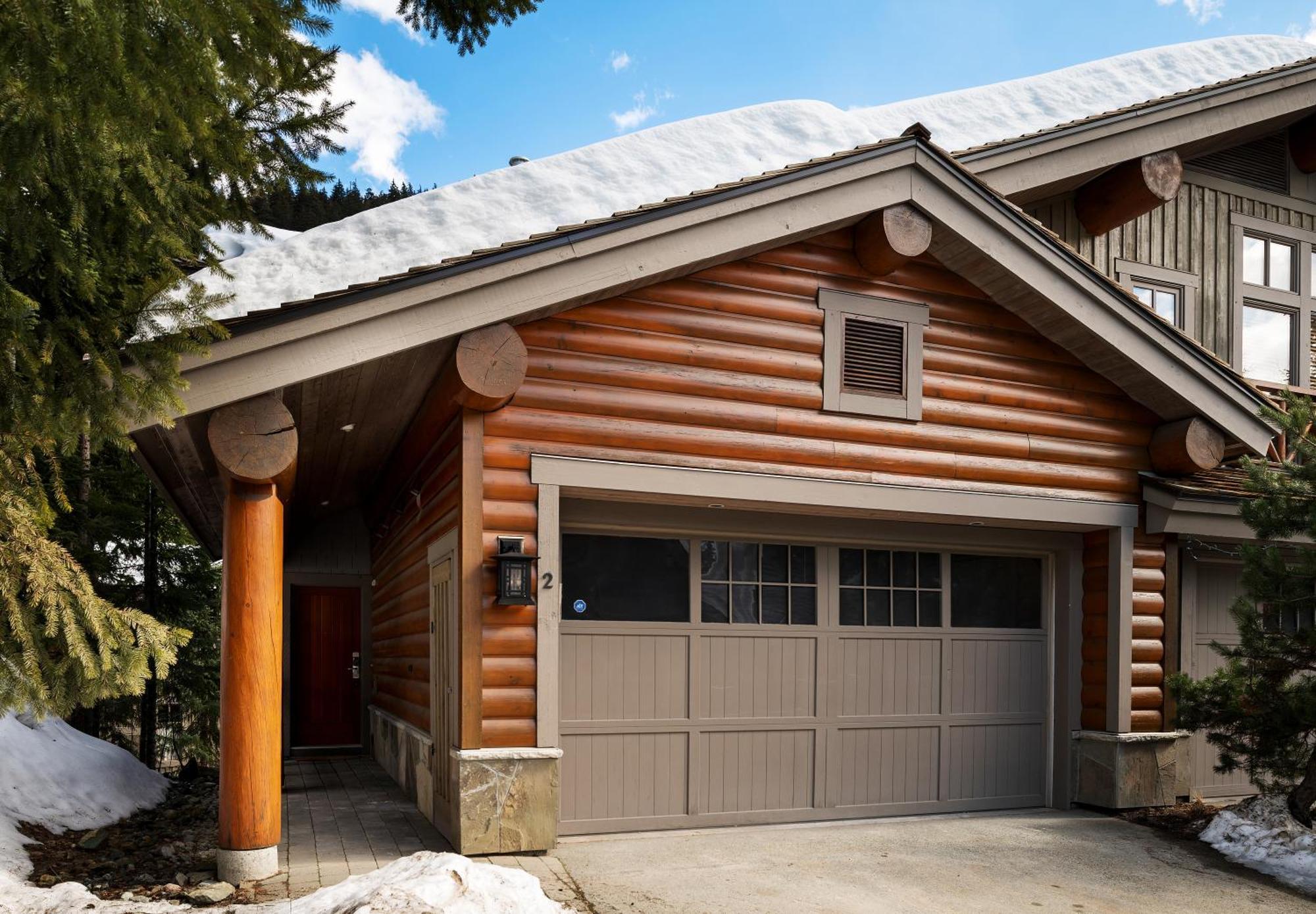 Holiday home 3br, Taluswood Heights, Luxury, Private Hot Tub, Ski-in Ski-out, By Harmony *