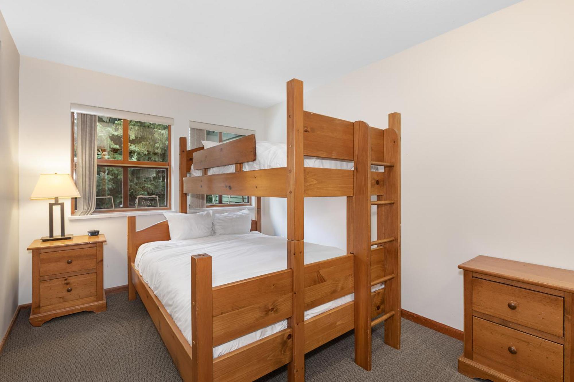 Northstar At Stoney Creek By Whiski Jack Apartment