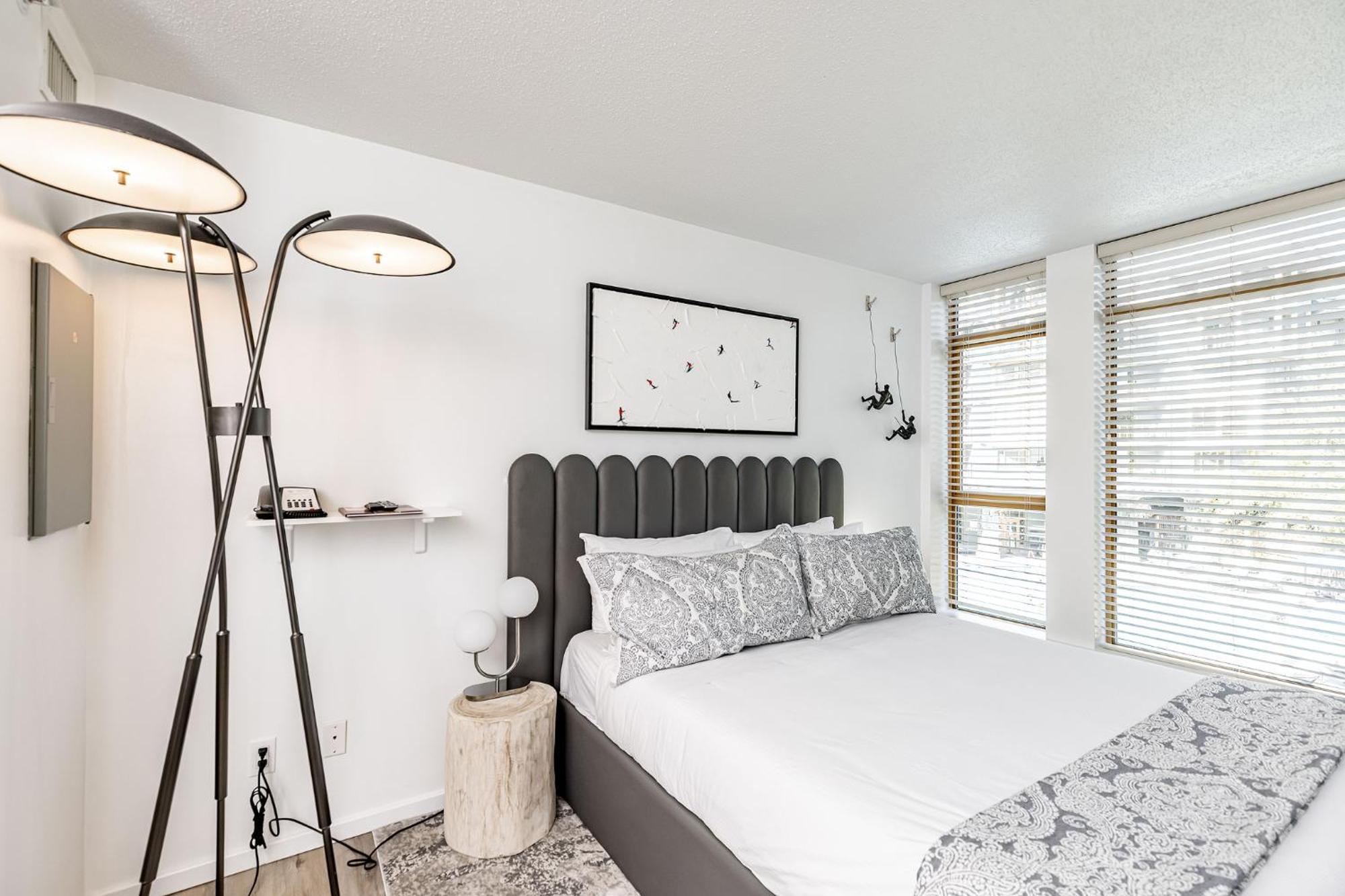 Apartment Cascade Premium Suite, With Pool & Hot Tub Whistler