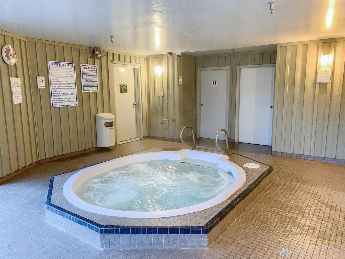 2br 2ba Family-friendly Mountain Escape W Scenic Views, Perfect Village Location Near To Shops, Cafes, Olympic Rings Apartment *