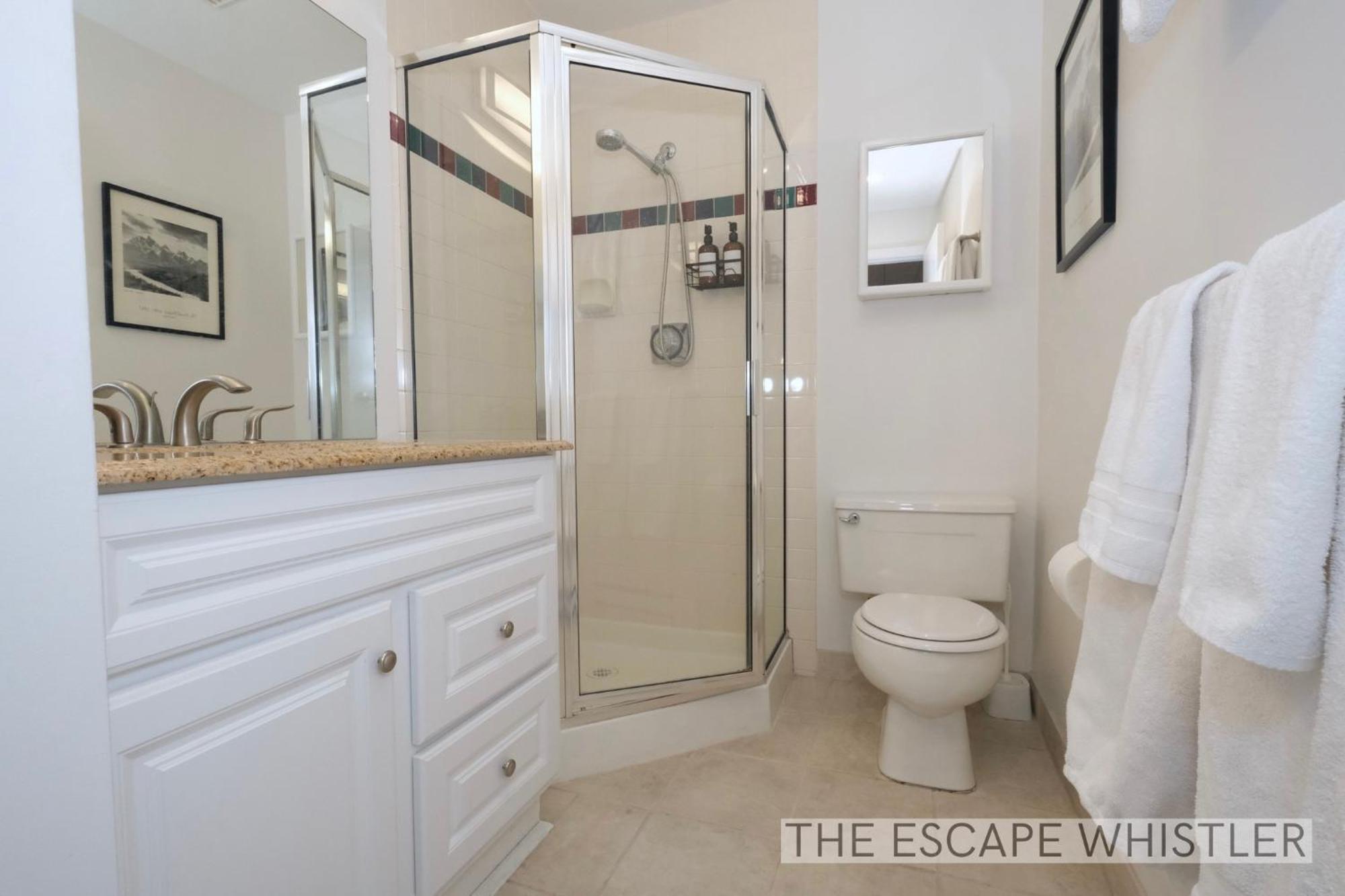 2br 2ba Family-friendly Mountain Escape W Scenic Views, Perfect Village Location Near To Shops, Cafes, Olympic Rings * Whistler