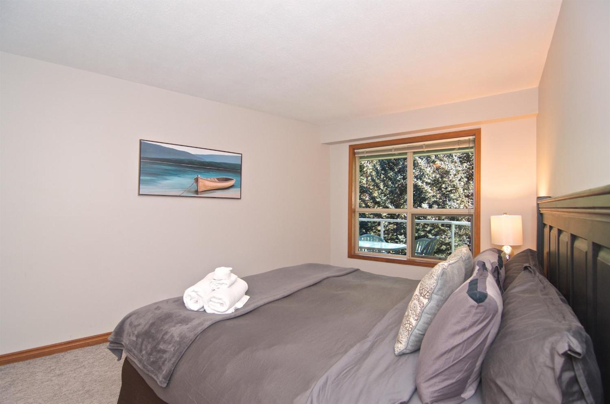 Aspens On The Mountain In Out Apartment Whistler