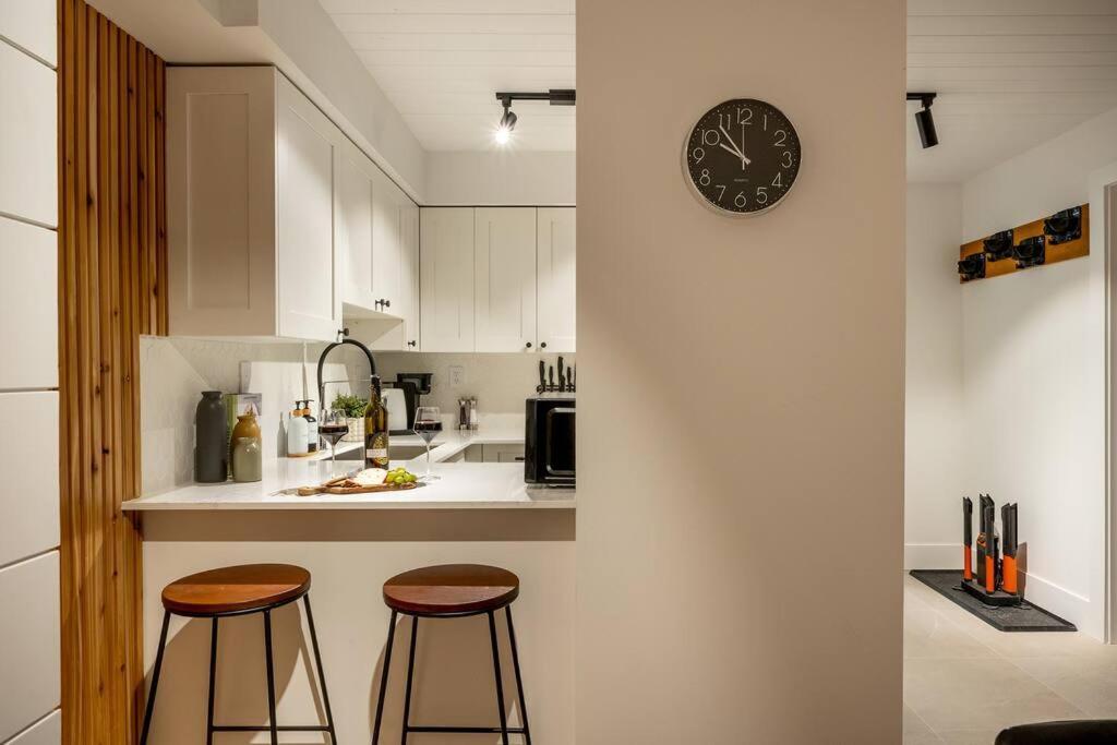 Powder & Pines Luxury Apartment