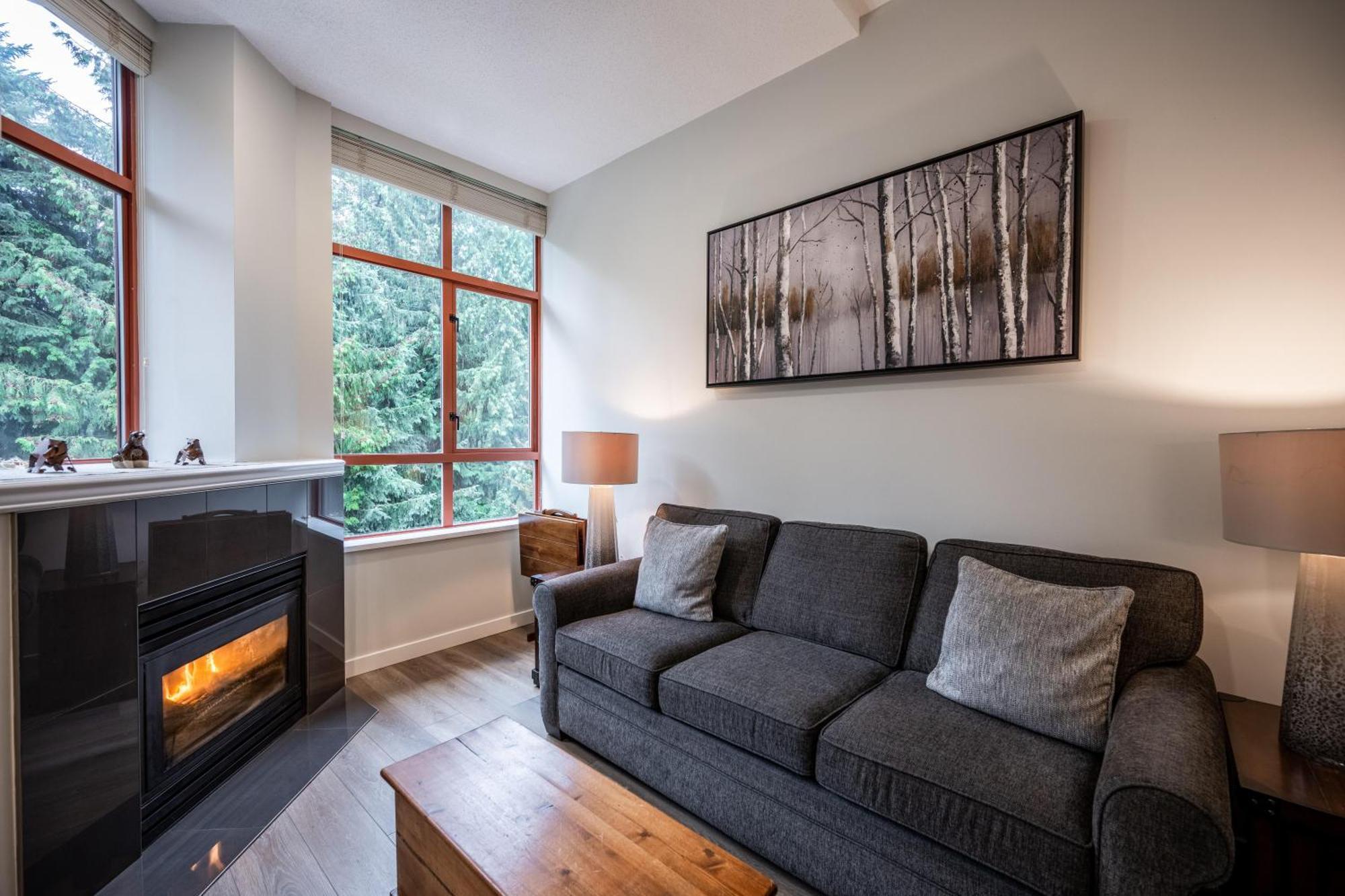 Apartment Alpenglow Snooze With Den By Mva *