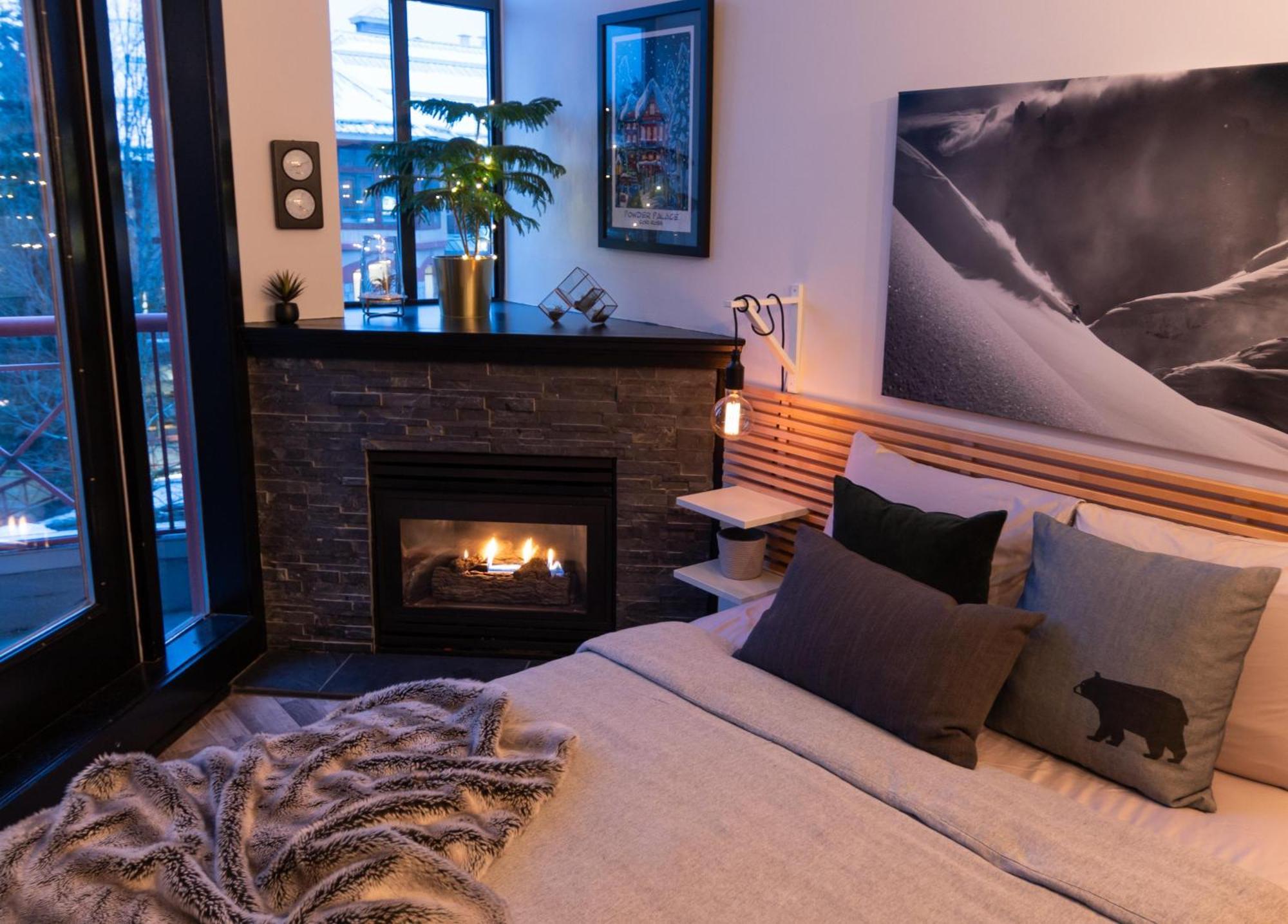 Apartment Alpenglow Queen Boho By Mva
