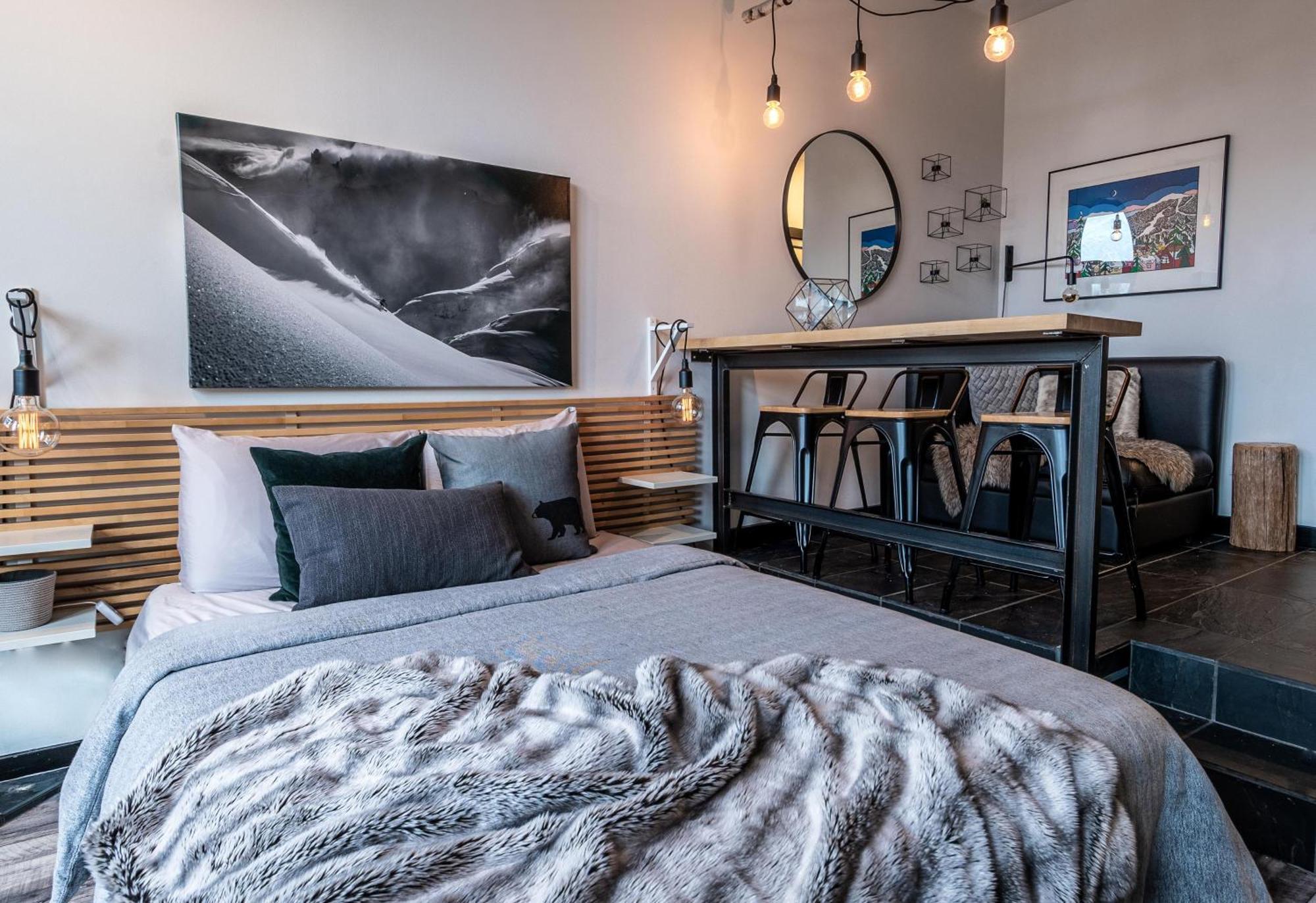 Apartment Alpenglow Queen Boho By Mva *