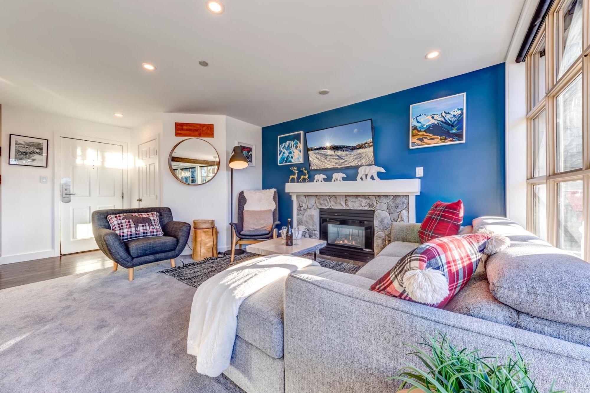 Apartment The Lookout Penthouse // A Luxe In Whistler