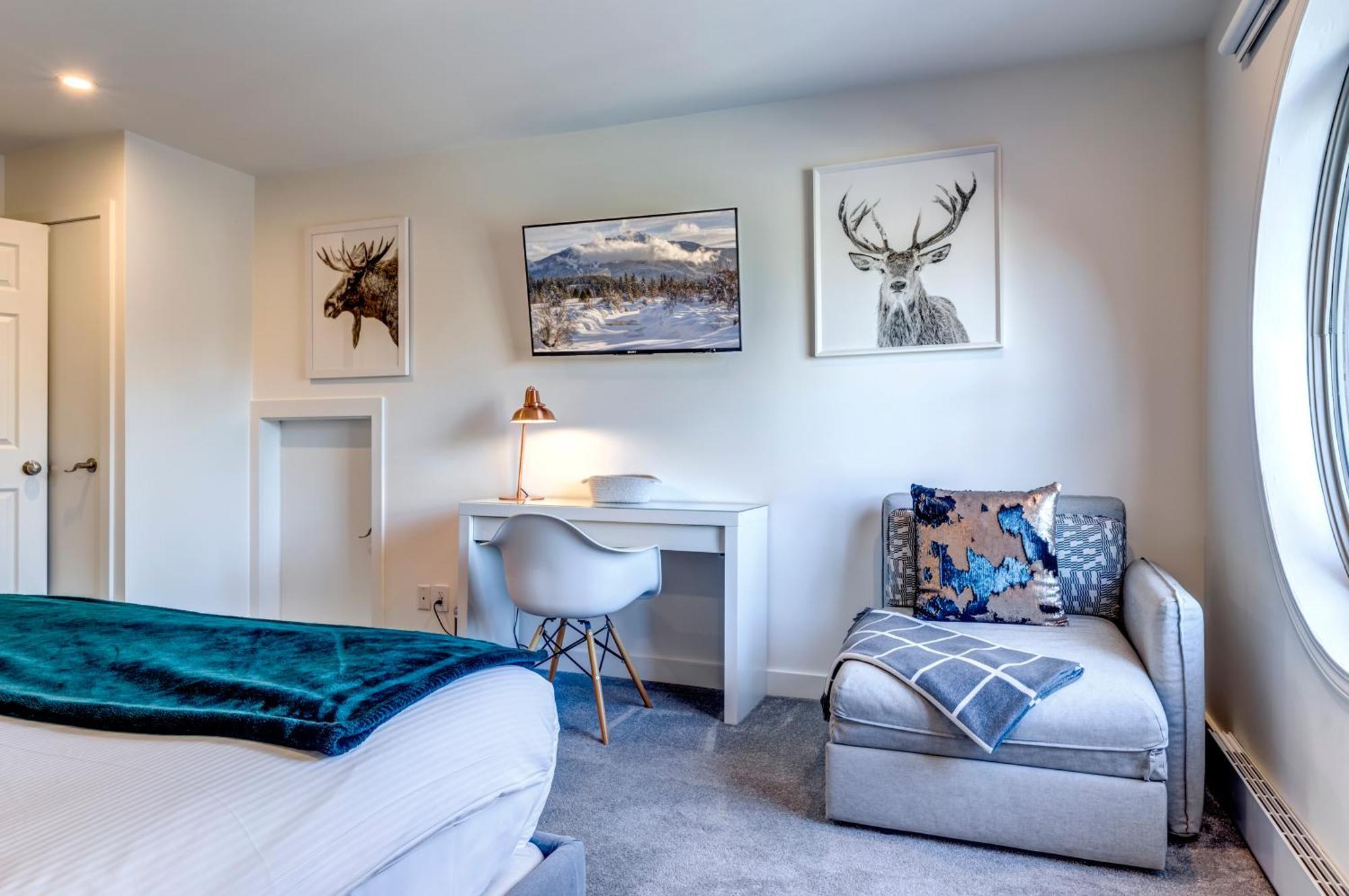 The Lookout Penthouse // A Luxe In * Whistler
