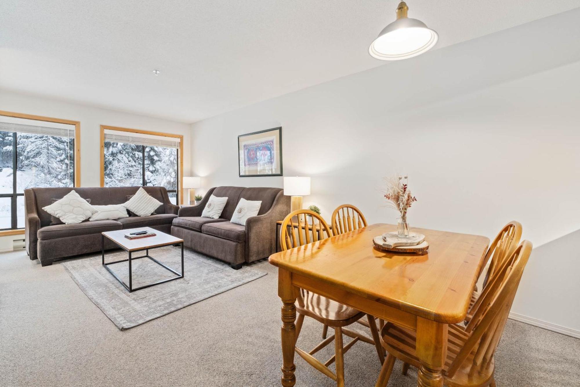 Powderhorn By Premier Apartment Whistler
