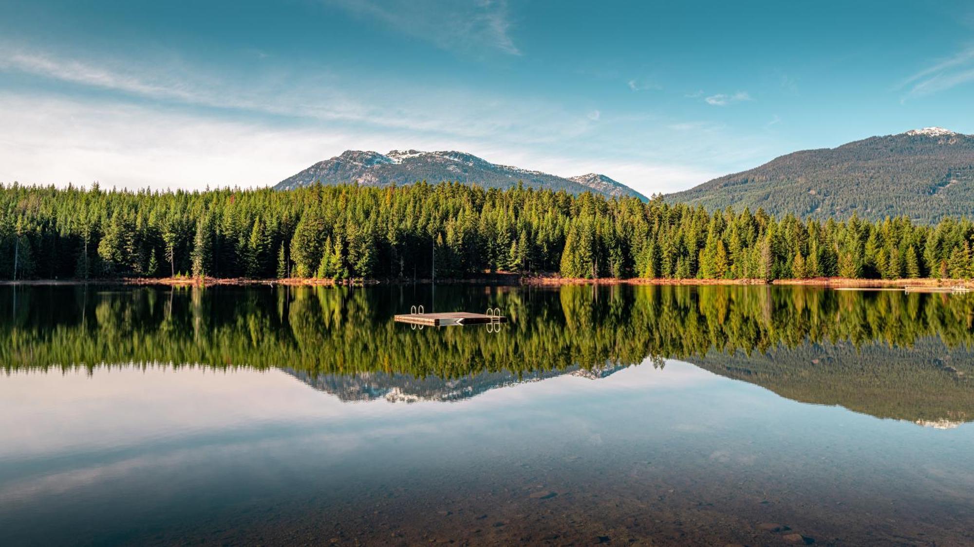 Lakeside Hideaway