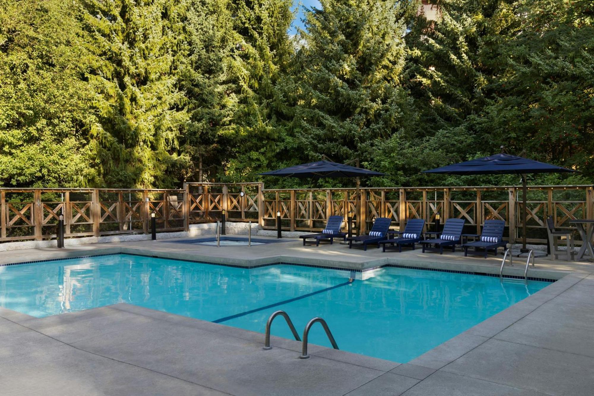 Delta By Marriott Village Hotel Whistler