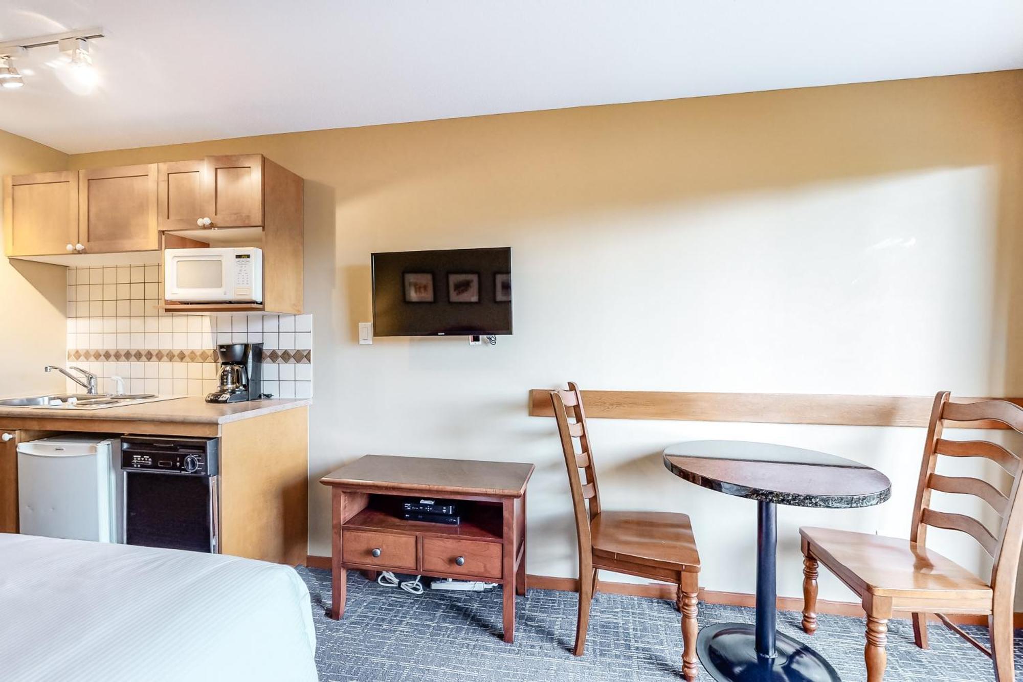 Cascade Apartment *