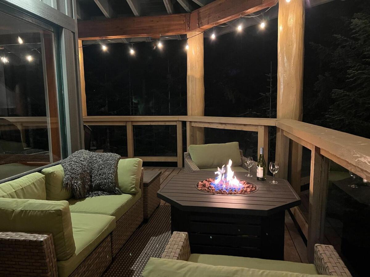 Taluswood 36 By Outpost Whistler * Whistler