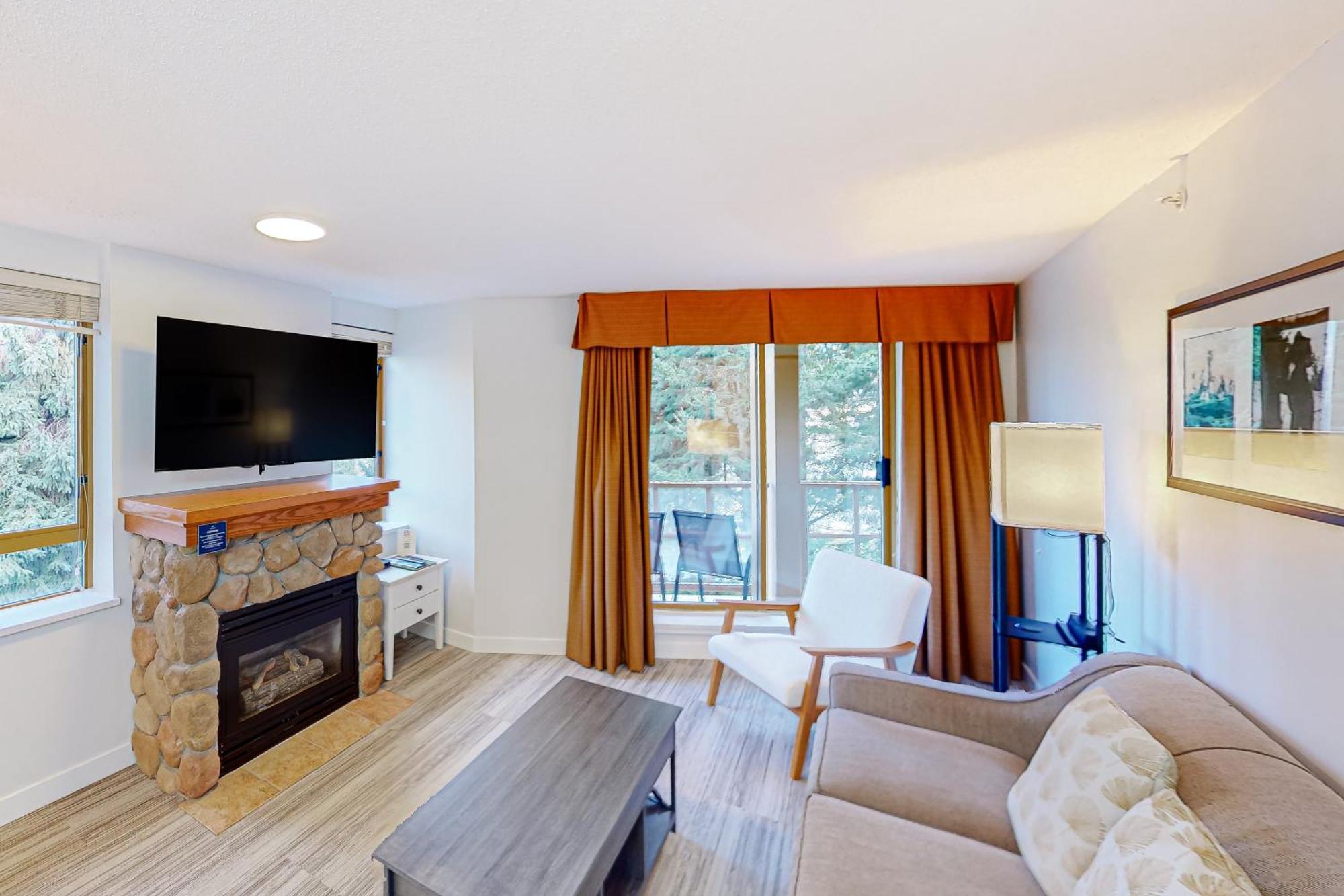 Apartment Cascade Whistler