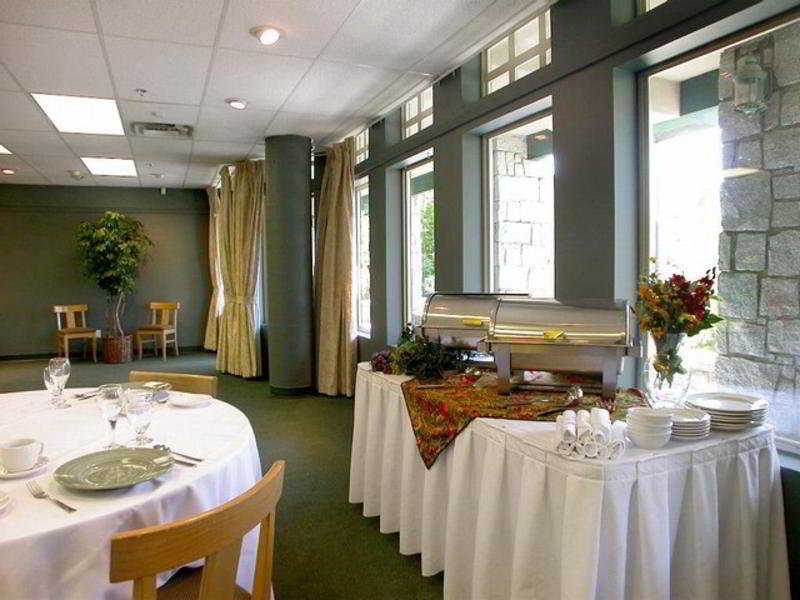 Pinnacle Hotel Whistler