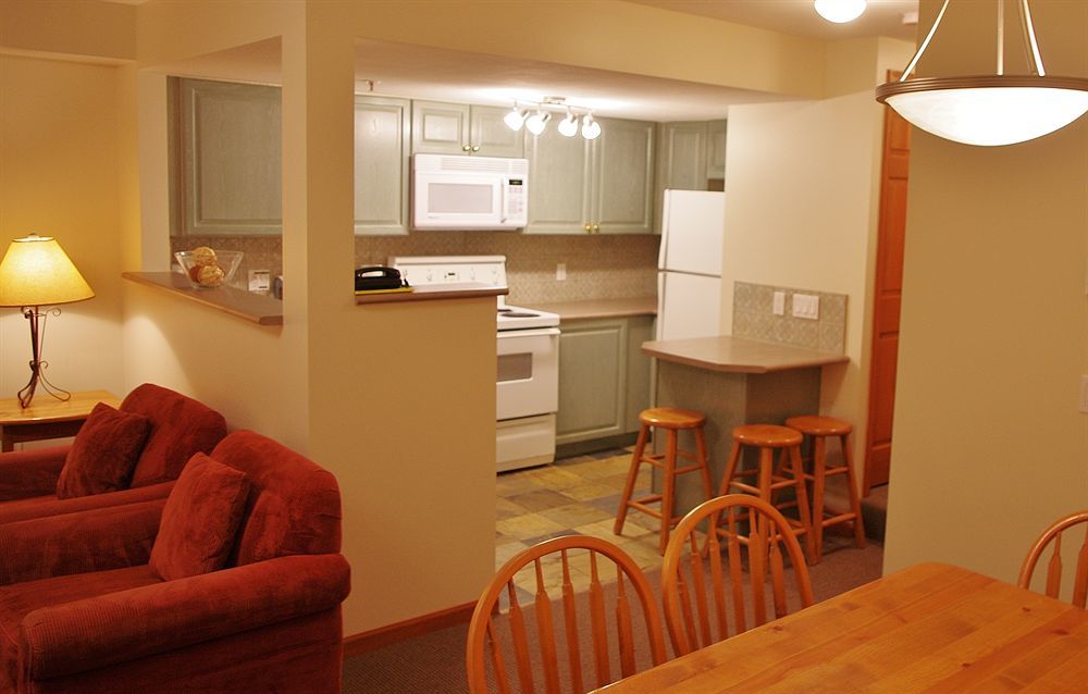Stoney Creek Lagoons By Mountainview Hotel 3*