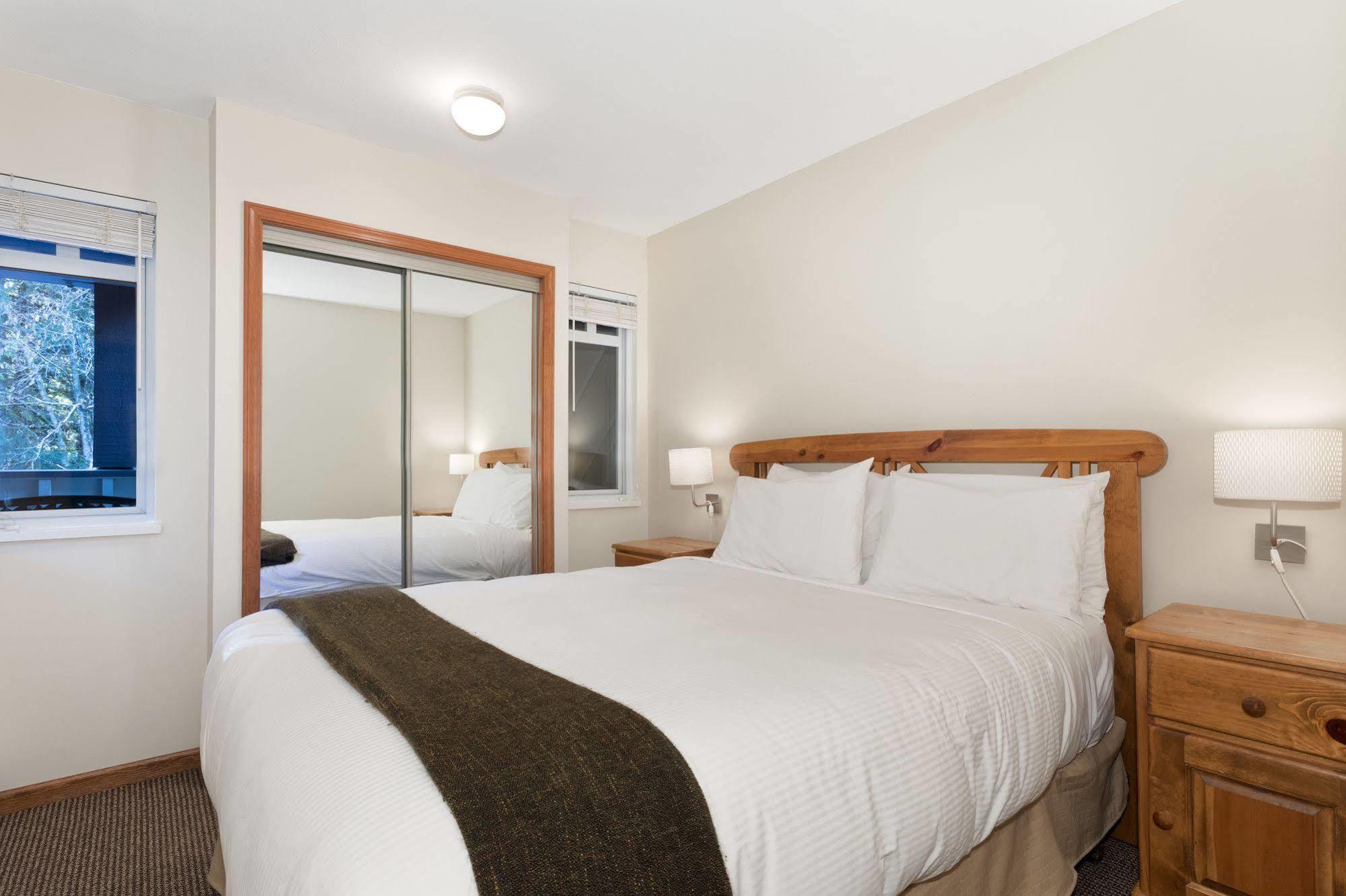 Stoney Creek Lagoons By Mountainview Hotel Whistler