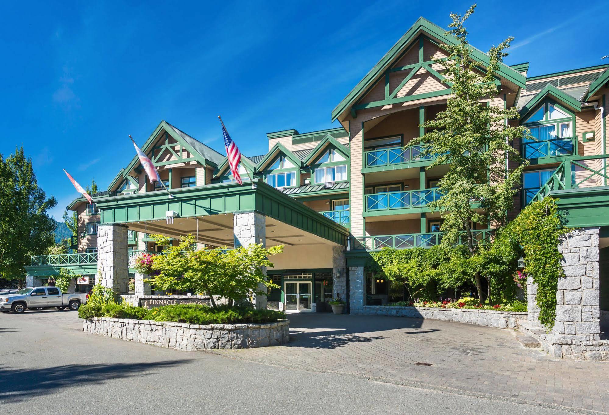 Hotel Pinnacle
