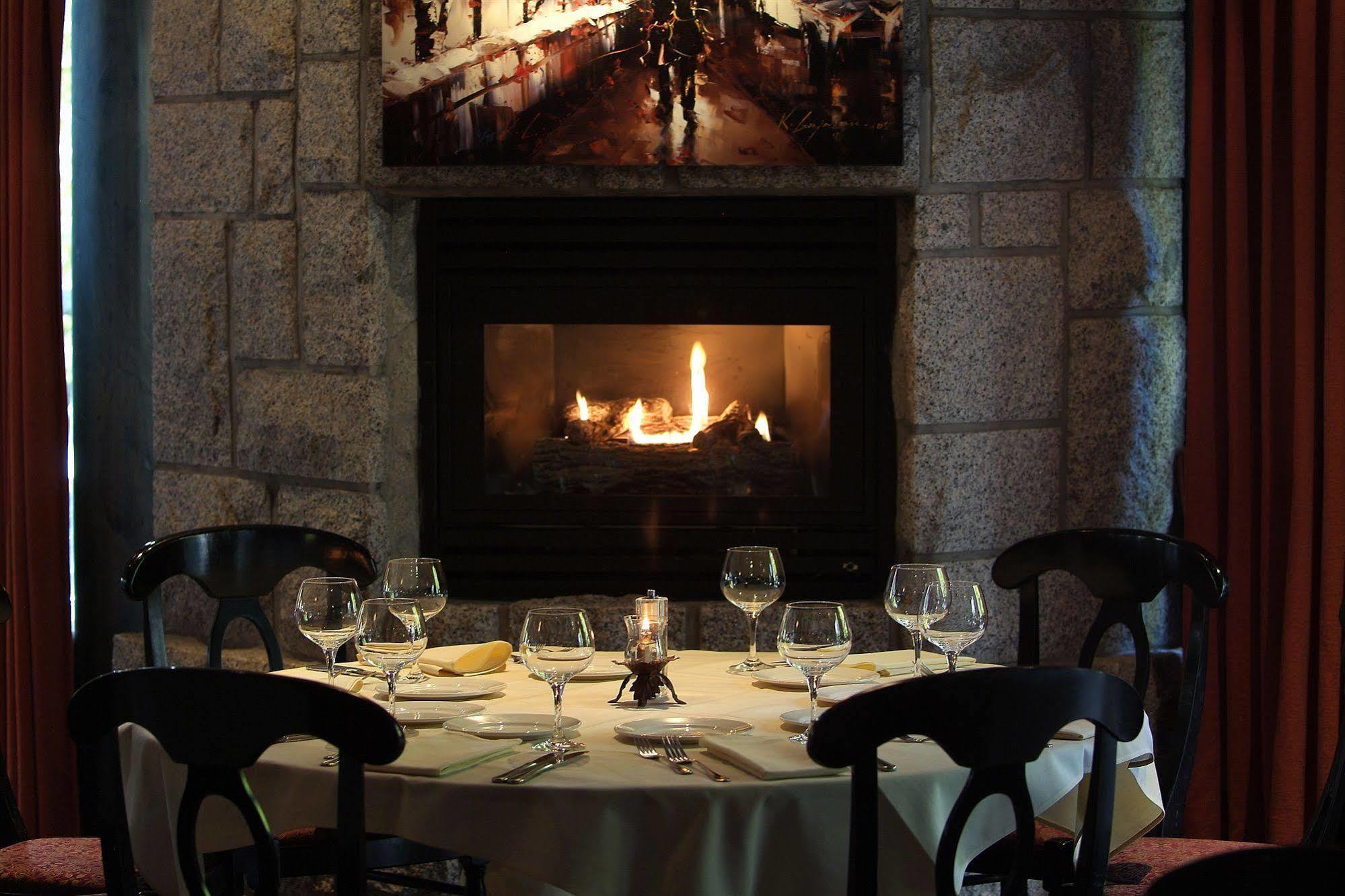 Pinnacle Hotel Whistler