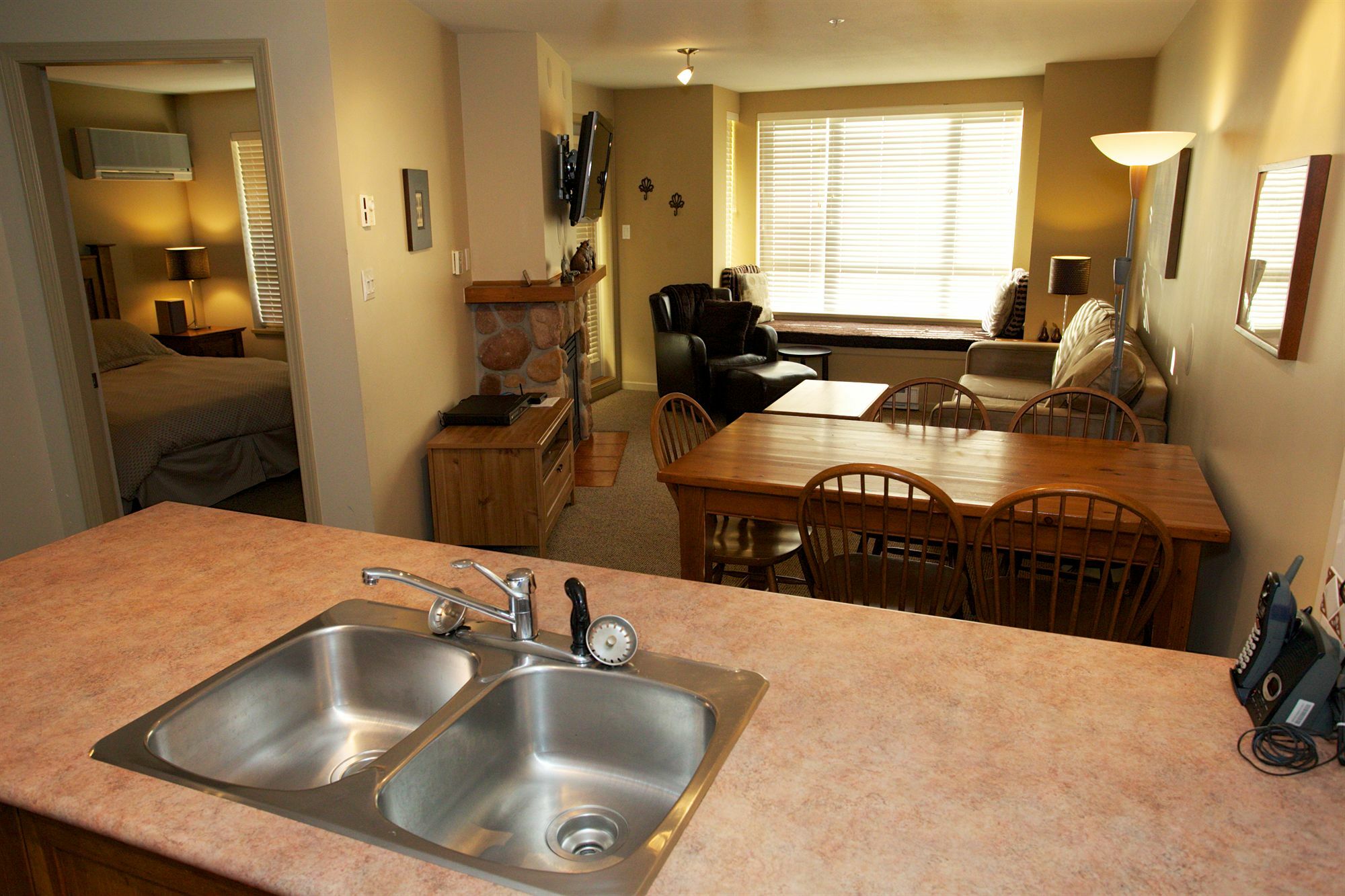 Town Plaza By Mountainview Accommodation * Whistler