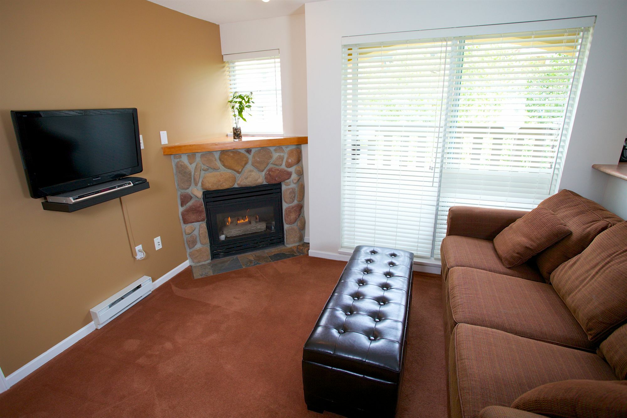 Town Plaza By Mountainview Accommodation Apartment Whistler