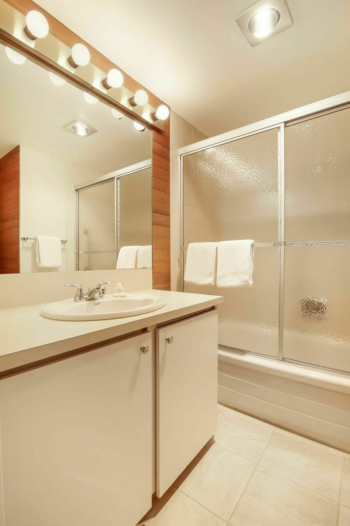 Whiski Jack Creekside Apartment Whistler