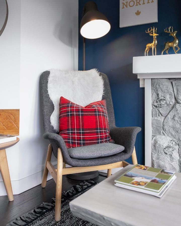 The Lookout Penthouse // A Luxe In Apartment