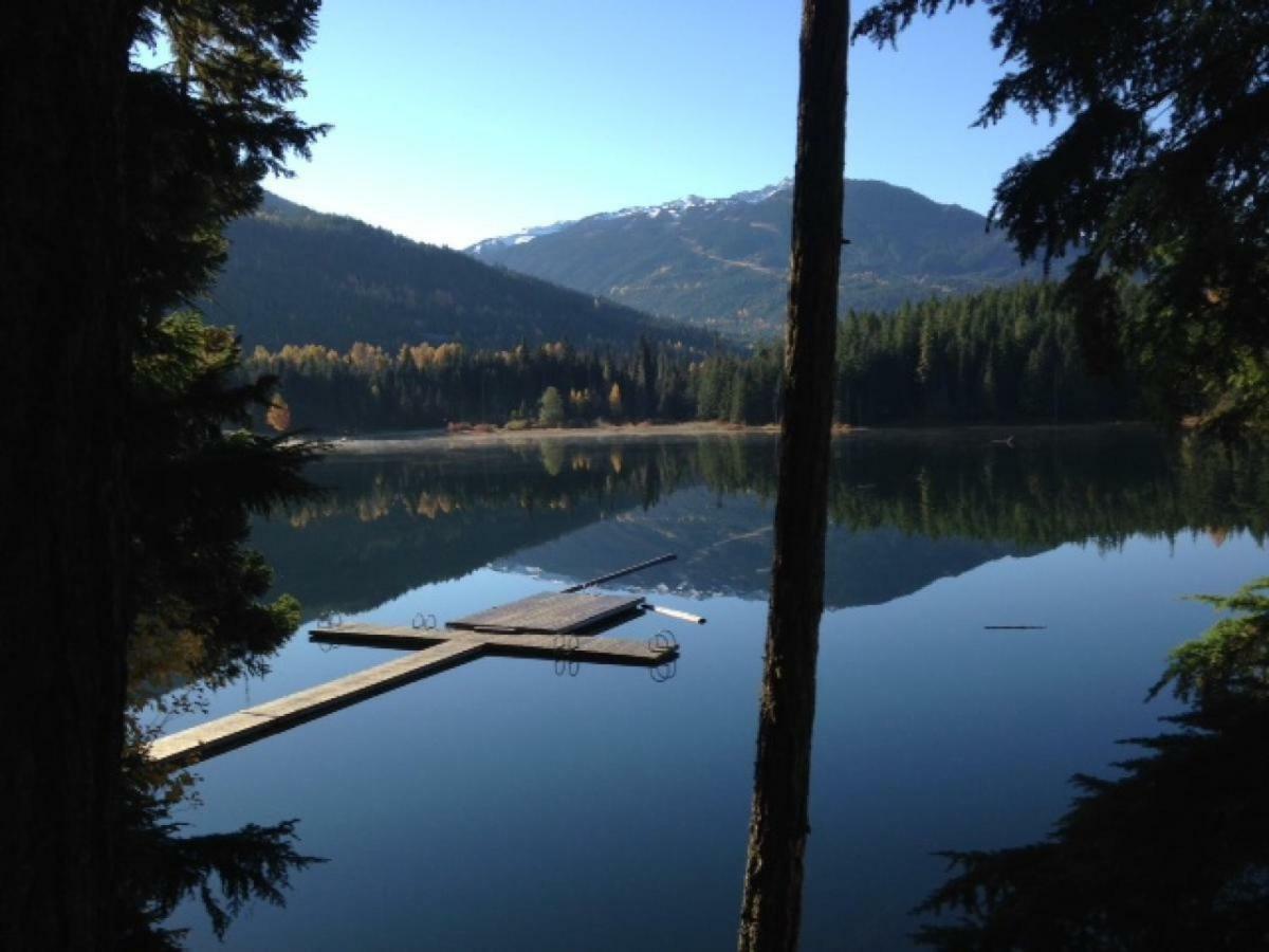 Beautifully Renovated, Fantastic Views In Out 3 Beds - Mountain Star * Whistler