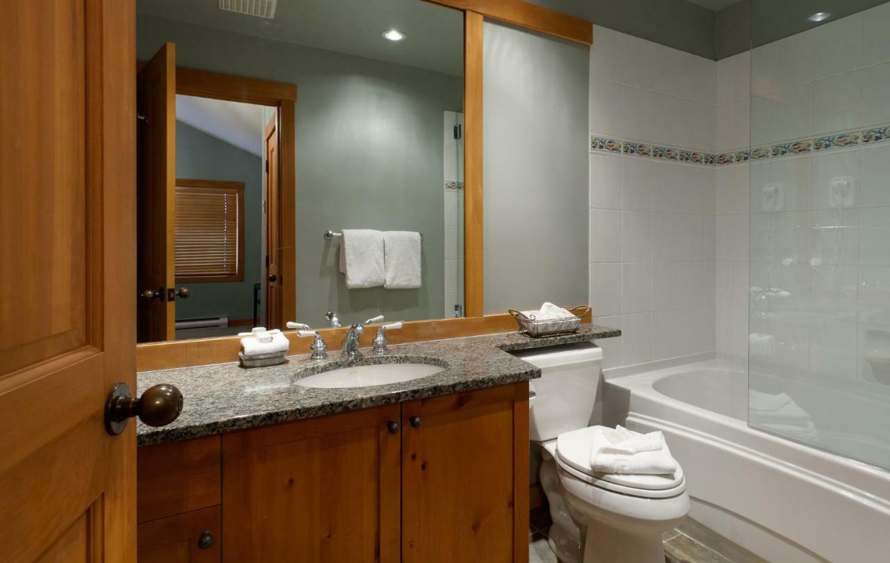 Beautifully Renovated, Fantastic Views In Out 3 Beds - Mountain Star *