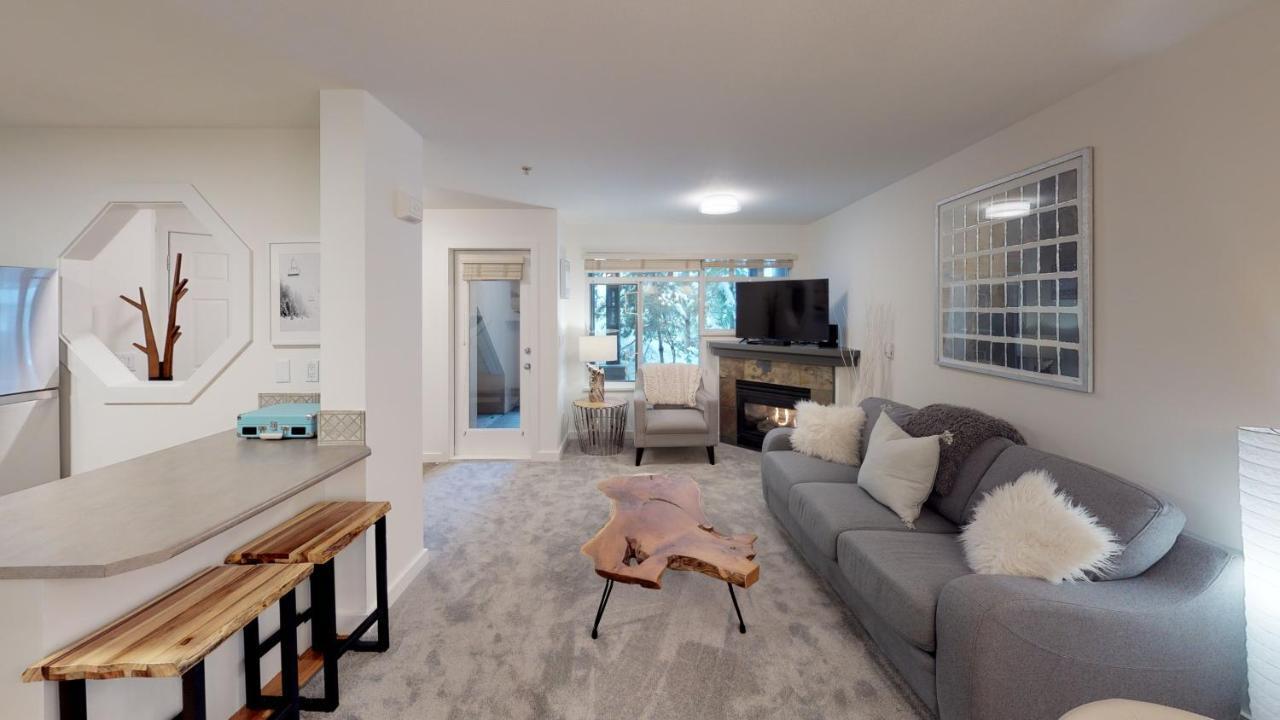 Stoney Creek- Lagoons By Premier Apartment Whistler