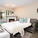 Renovated & Spacious 1Bed/2Bath Whistler Village