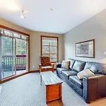 Lost Lake Lodge III
