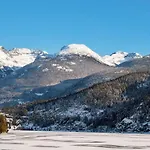 Top Floor Apartment With Pool And Hot Tub By Harmony Whistler