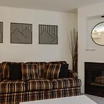 1 Bed Family Friendly Condo On Quiet Blackcomb - Sleeps 5