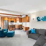 Ski In/Out, Steam Shower, Pool, Hot Tub, Sauna