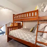 Painted Cliff 25 | Family-Sized Ski-In, Ski-Out Townhome W/ Shared Hot Tub & Log Fire