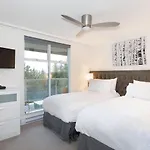 Woodrun Lodge 307 | Sleek Slopeside Unit W/ Pool, Hot Tub, & Heated Floors