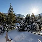 Chalet Whistler | Large Ski Family Chalet, Media Room, Sauna, Hot Tub