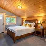 Chalet Whistler | Large Ski Family Chalet, Media Room, Sauna, Hot Tub