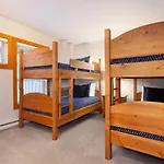 Painted Cliff 25 | Family-Sized Ski-In, Ski-Out Townhome W/ Shared Hot Tub & Log Fire