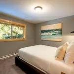 Chalet Whistler | Large Ski Family Chalet, Media Room, Sauna, Hot Tub
