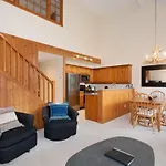 Painted Cliff 35 - Blackcomb Home With Shared Hot Tub, Secure Parking - Whistler Platinum