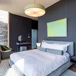Kadenwood Serenity Estate | Exquisite Luxury Chalet W/ Breathtaking Views, Hot Tub & Private Gondola
