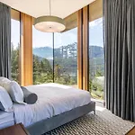 Kadenwood Serenity Estate | Exquisite Luxury Chalet W/ Breathtaking Views, Hot Tub & Private Gondola