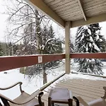 Tantalus Resort Lodge